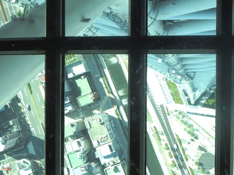 スカイツリー 恐怖の 床窓 竹橋ガイド パレスサイドビル
